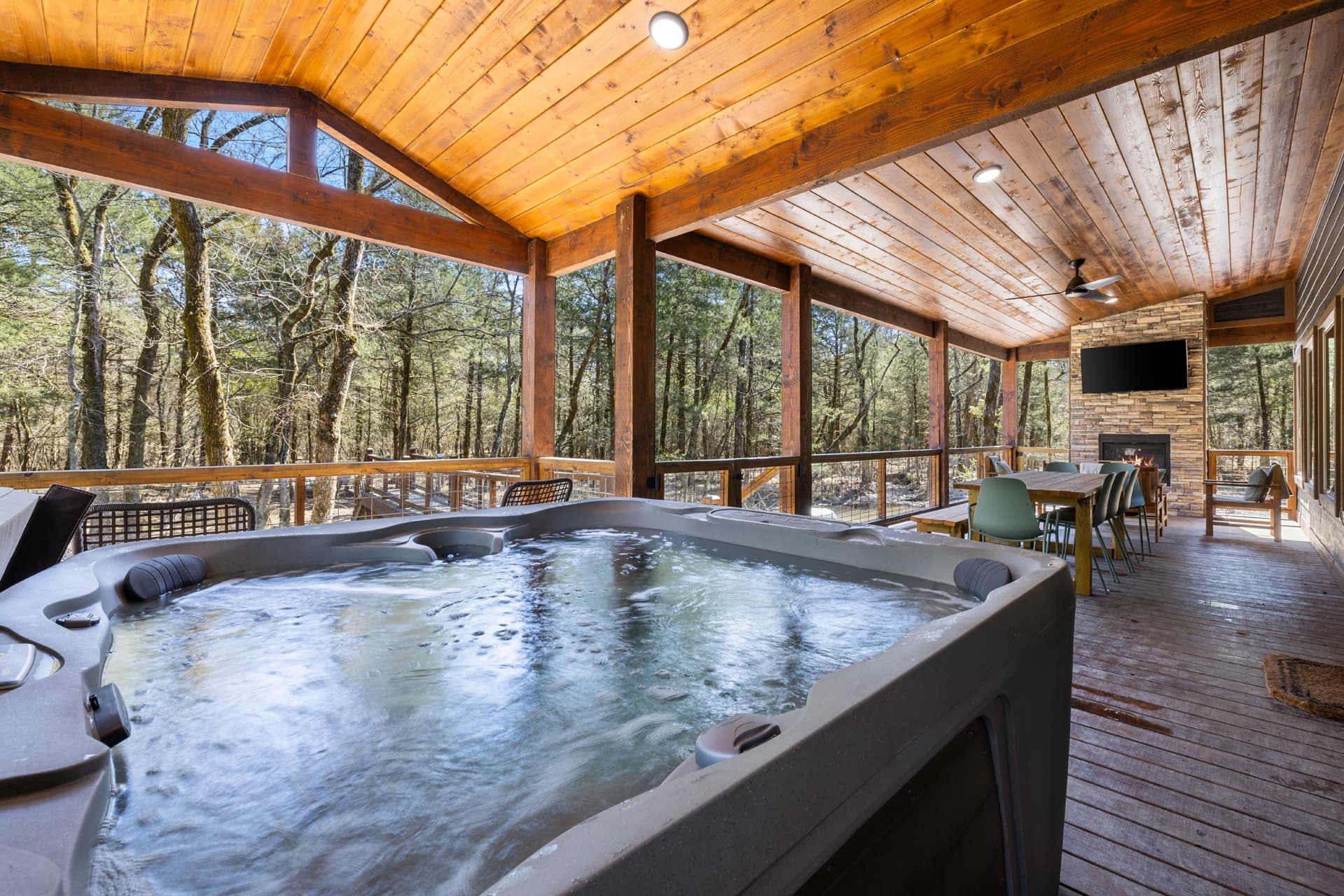 Outdoor & Creek photo 17