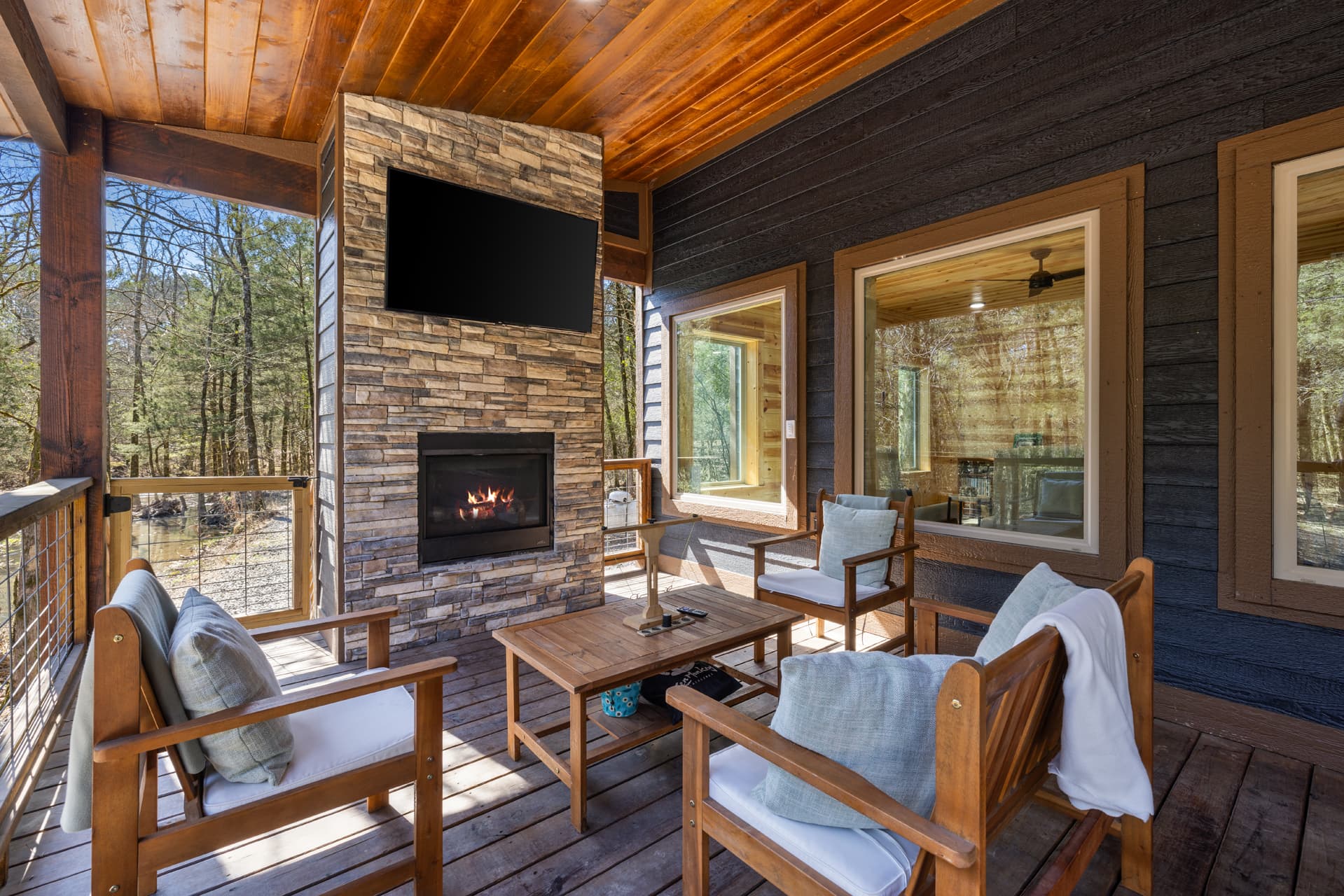 Outdoor & Creek photo 22