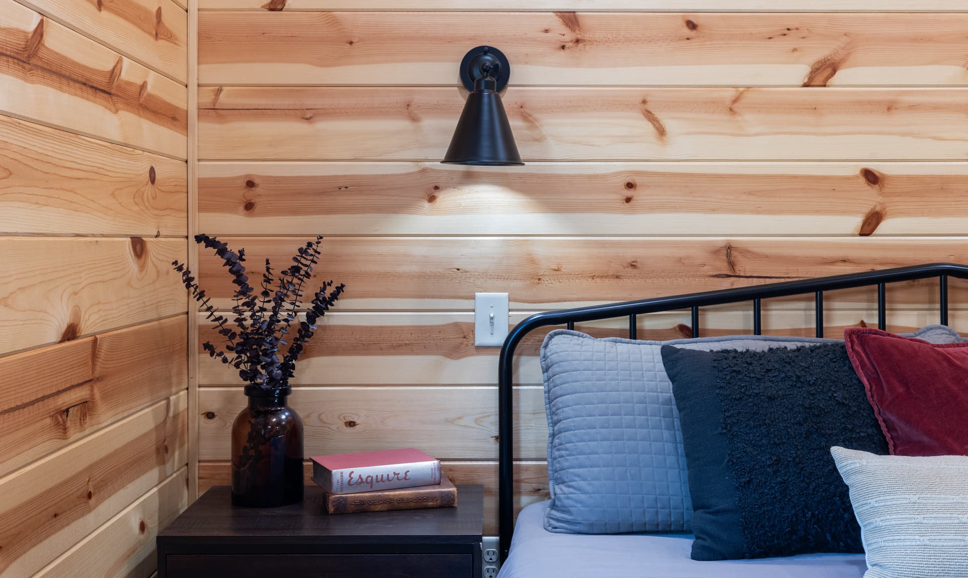 Creekside Bedroom photo 2